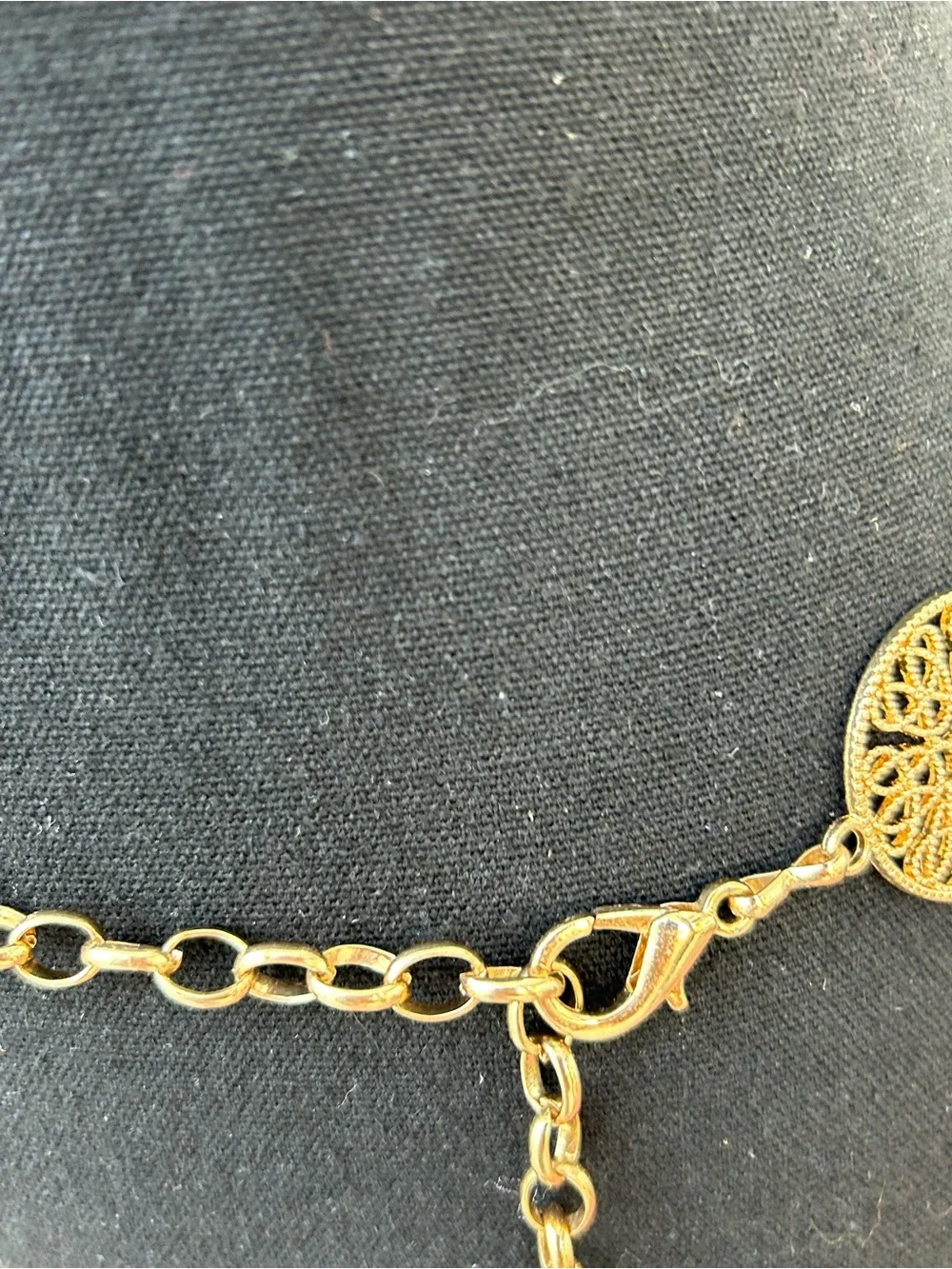 Vintage filigree gold tone chain belt